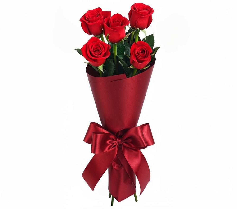 Букет 5 Красных роз Эдлесс Лав в Новобейсугской