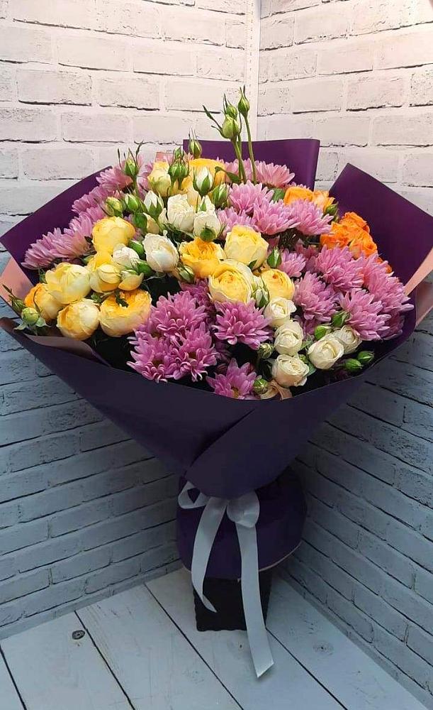 Букет цветов из: Хризантемы и Розы в Новобейсугской