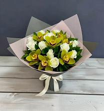 Букет цветов из:  Орхидеи и Розы в Новобейсугской