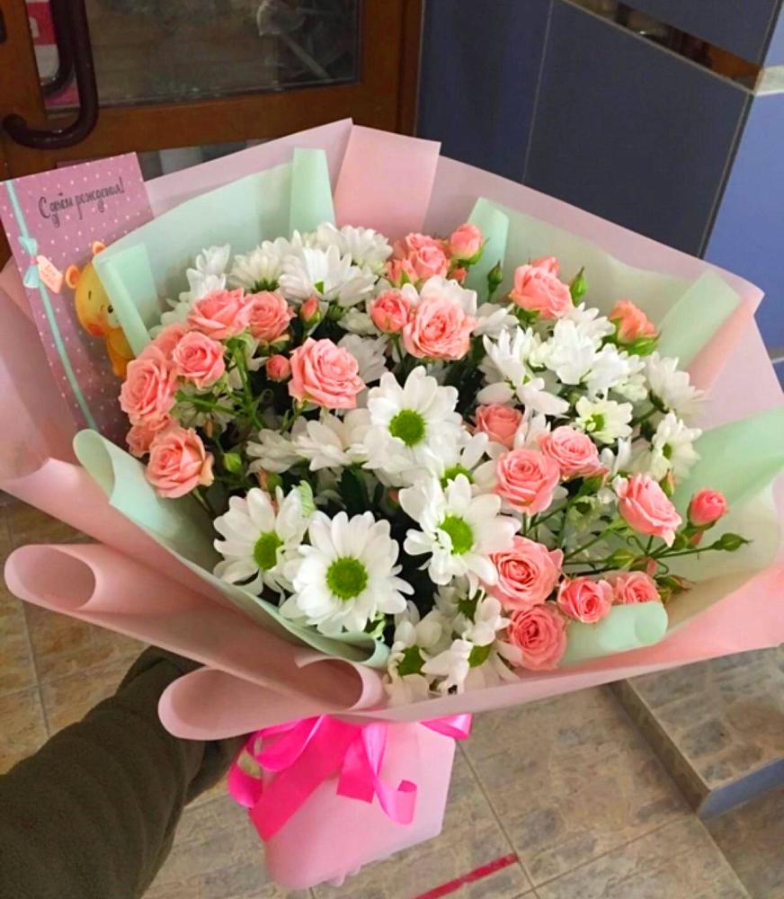 Букет цветов из: Розы и Хризантемы в Новобейсугской