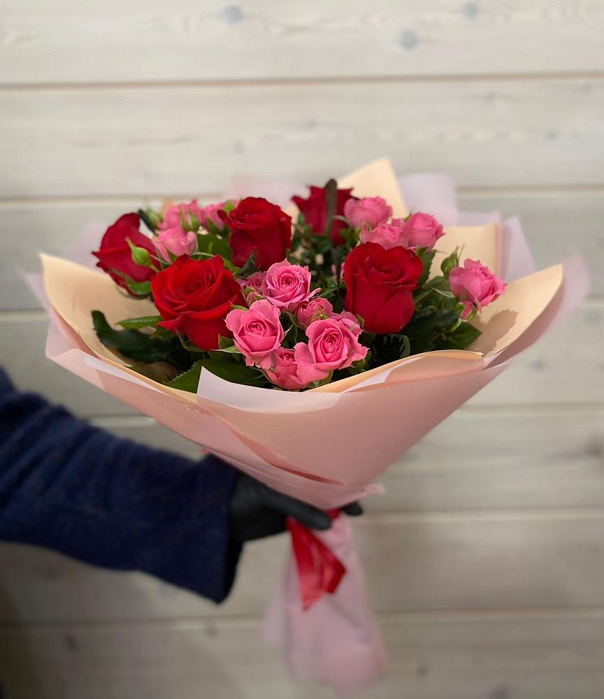 Букет цветов из: Розы в Новобейсугской